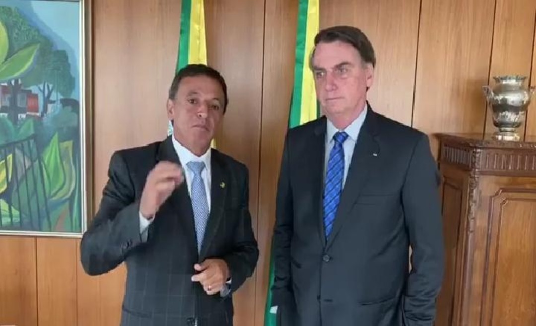 Em vídeo com Bittar, Bolsonaro promete visitar o  Acre: "Estou devendo um retorno"